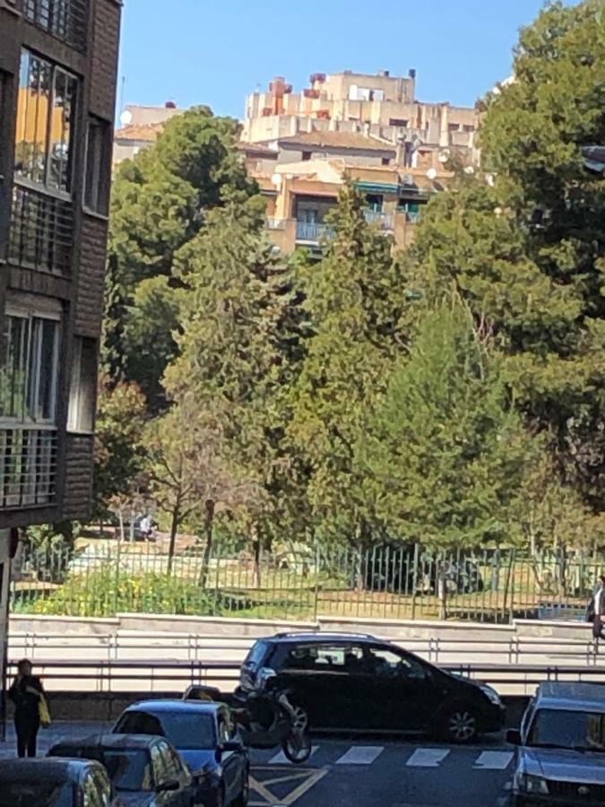 Constitucion Suite Confort D Granada Buitenkant foto