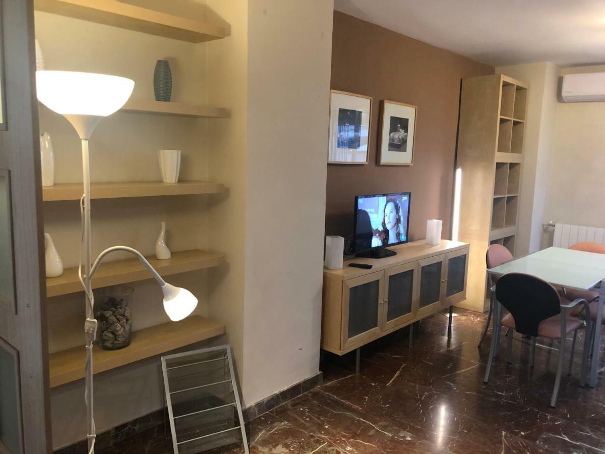 Constitucion Suite Confort D Granada Buitenkant foto